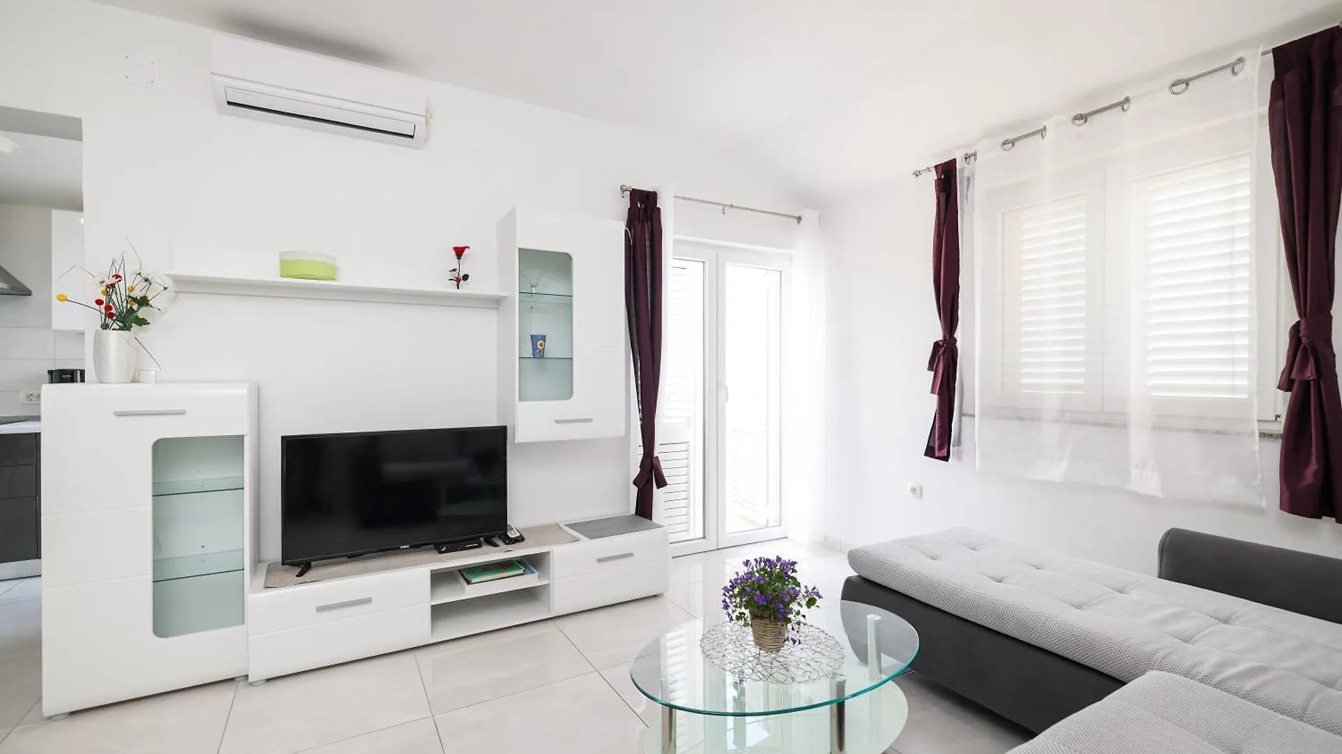 My Dalmatia - Holiday Home Nekic With Private Swimming Pool And Sea View Maslenica