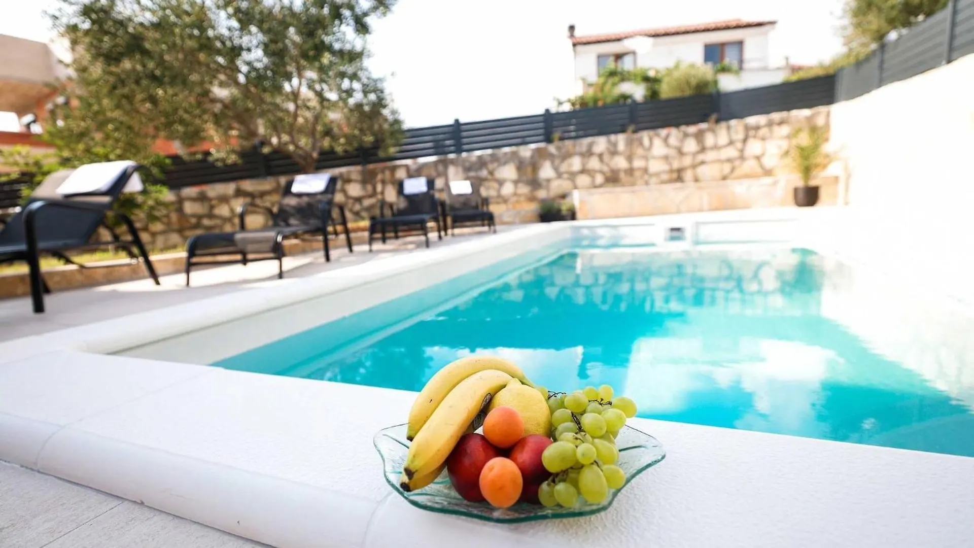 My Dalmatia - Holiday Home Nekic With Private Swimming Pool And Sea View Maslenica